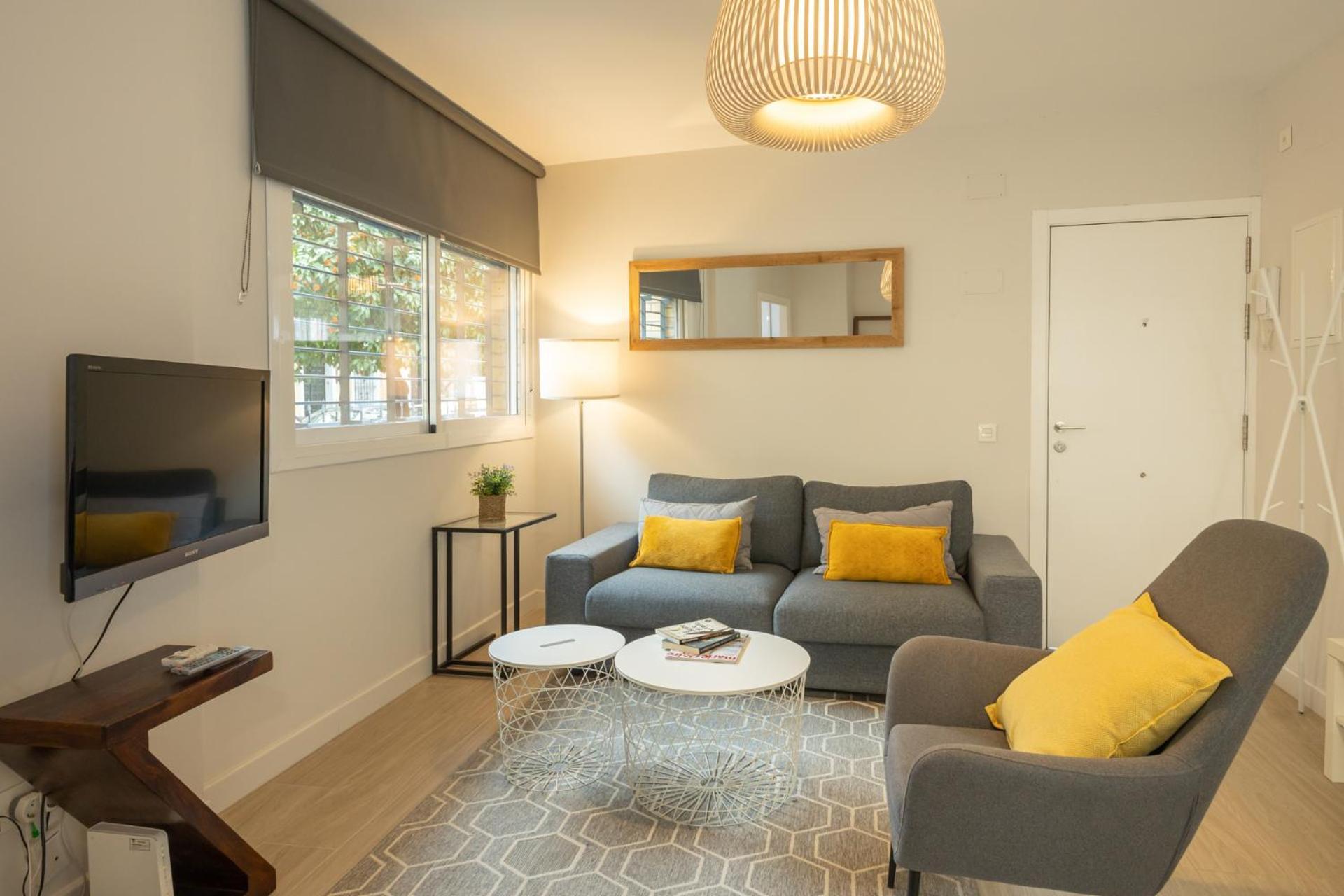 Charming Apartment With Private Patio At Plaza De Espana By Ocityzen Seville Luaran gambar